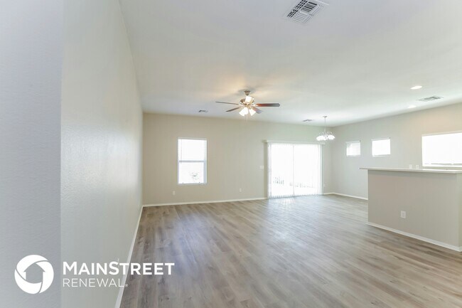 Foto del edificio - 1530 W Grove St