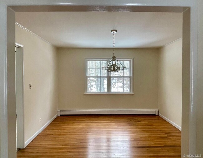 Foto del edificio - 4 Briggs Ln