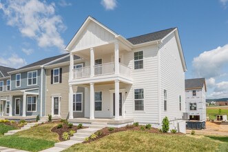 Building Photo - 1041 Balsam Ln