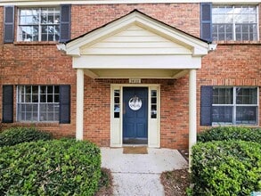 Building Photo - 3433 Sandner Ct