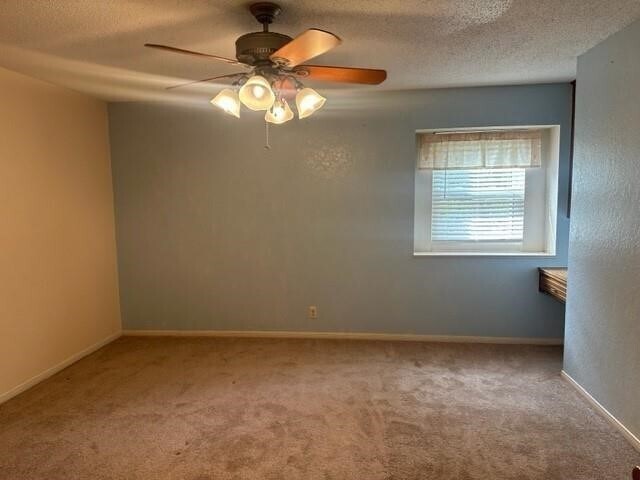 Foto del edificio - 608 Dogwood St