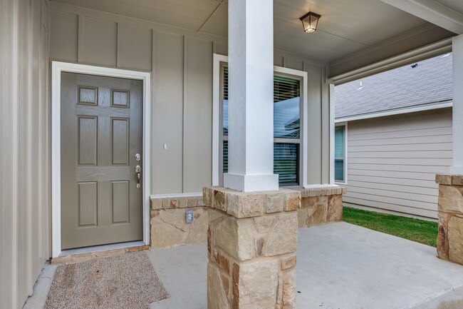 Building Photo - 7614 Copper Creek Trail