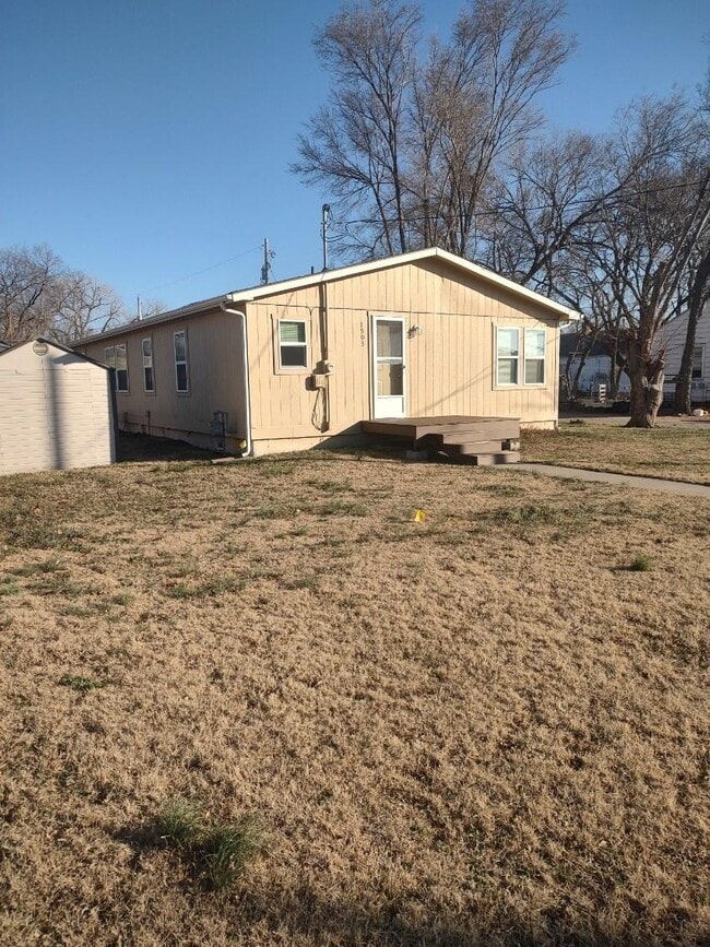 Foto del edificio - 1503 Osborne St