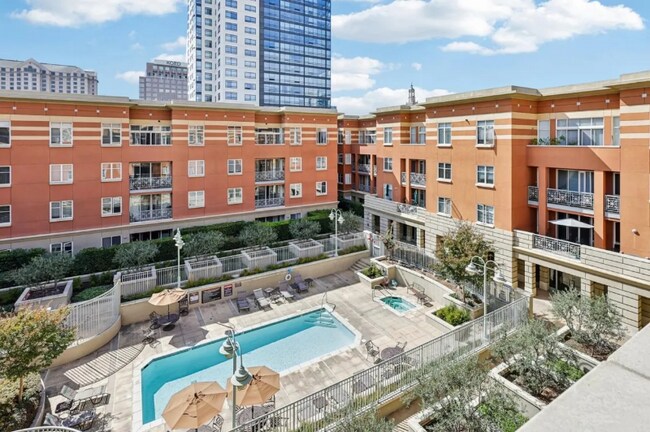 Foto del edificio - 130 E San Fernando St