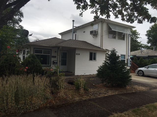 Building Photo - 3 Bedroom 2 Bath Duplex Close to OSU!