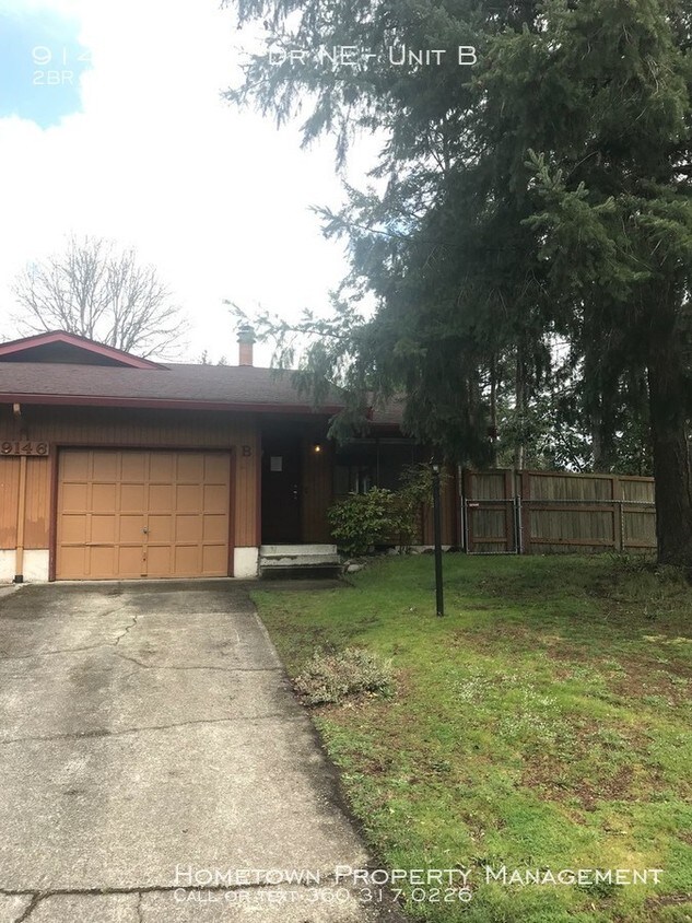9146 Quinault Dr NE Unit B, Olympia, WA 98516 Room for Rent in
