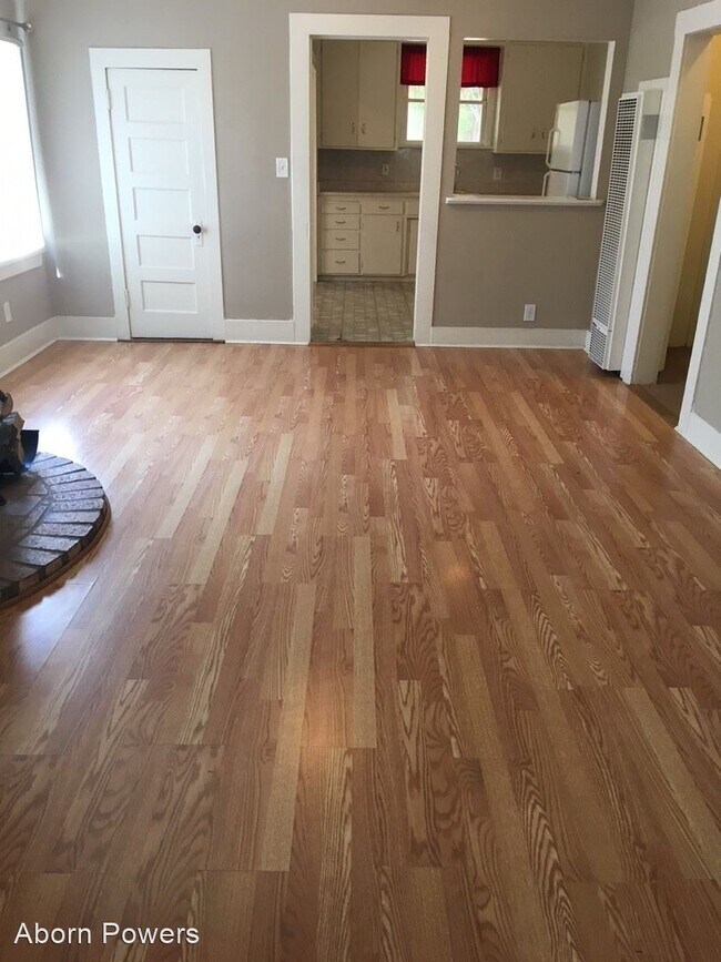 Foto del edificio - 2 br, 1 bath House - 2890 Clay Street