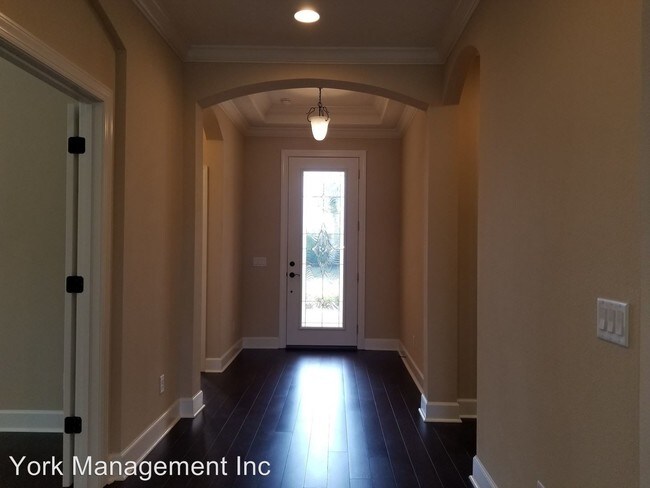 Building Photo - 2 br, 2 bath House - 13019 Palermo Drive
