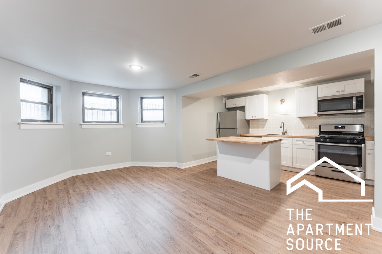 Foto principal - 4723 S Forrestville Ave