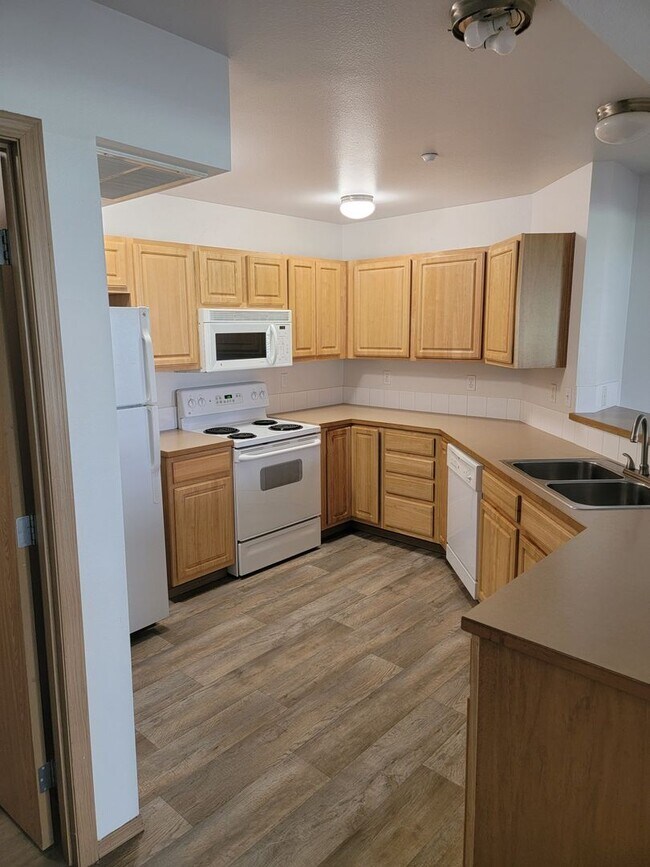 Sumner Square 15106 Elm St E Sumner, WA