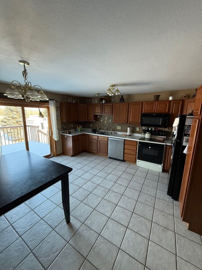 Foto del edificio - 1611/1613 Lincoln Avenue