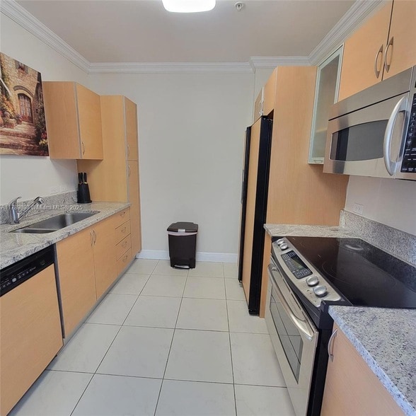 Photo - 2775 NE 187th St Apartment