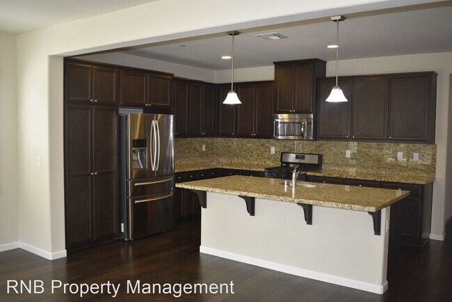 Foto del edificio - 4 br, 3 bath House - 711 Wagon Trail Way