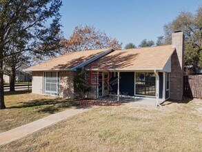 Building Photo - 4514 Cactus Trail