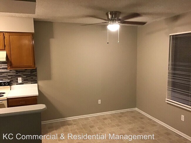 Foto del edificio - 206 W Main St