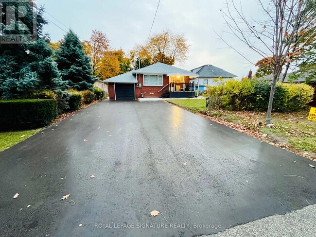 Building Photo - 54 Riverdale Dr