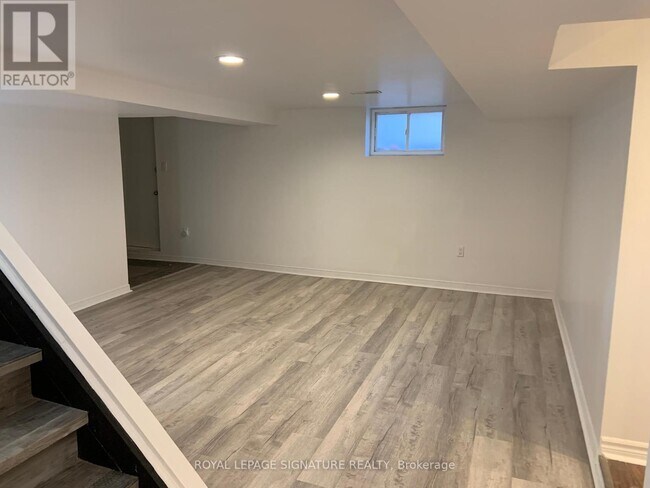 Building Photo - 2116 Munden Rd