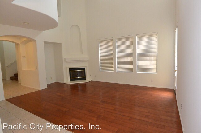 Foto del edificio - 3 br, 2.5 bath House - 22 Roseville