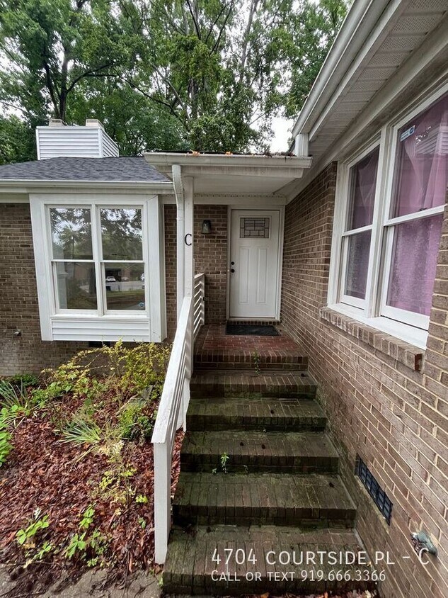 Foto principal - 4704 Courtside Pl