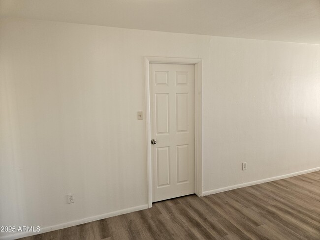 Building Photo - 4341 N 35th St