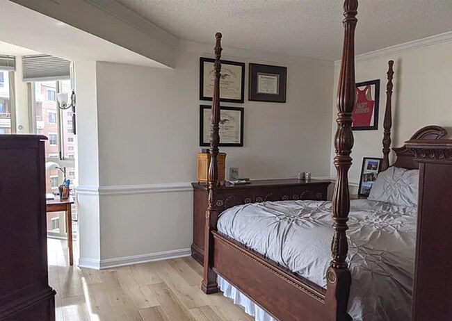 Foto del edificio - 2121 Jamieson Ave