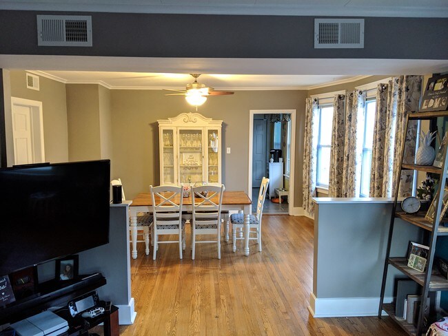 Dining Room - 19 Oak Ave