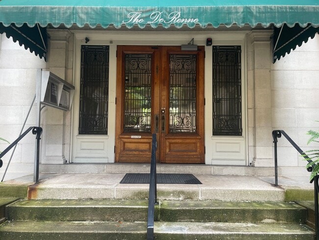 Building Photo - 24 E Liberty