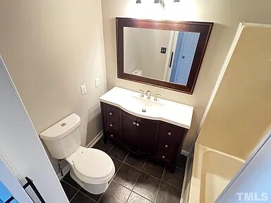Foto del edificio - 2 Bedroom Single Family Residential or Office