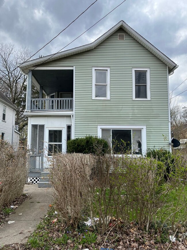 Building Photo - 3732 W 37th St