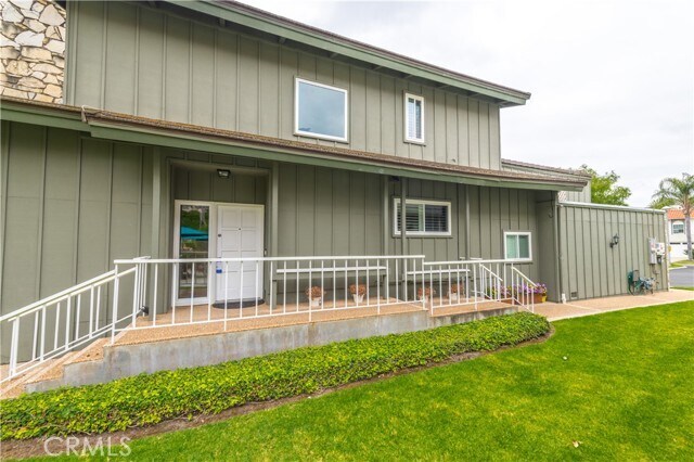 Foto del edificio - 21876 Winnebago Ln