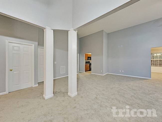 Foto del edificio - 161 Kentwood Springs Dr