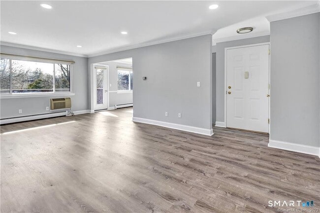 Building Photo - 154 Cold Spring Rd