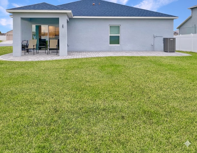 Photo - 307 Millstone Ct House