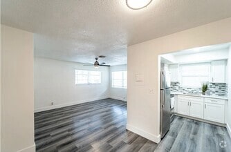 Building Photo - 4152 SW 24th Ct