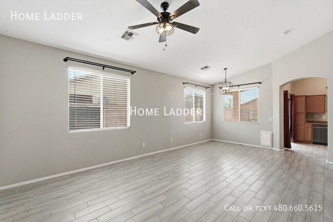 Building Photo - 16923 W Lundberg St