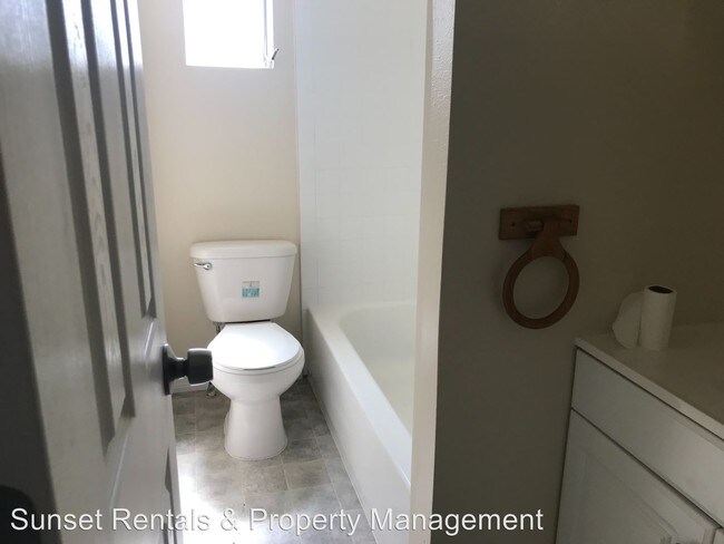 Building Photo - 1 br, 1 bath House - 10631 Kim Lane