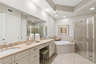 Building Photo - 8081 Players Cove Dr