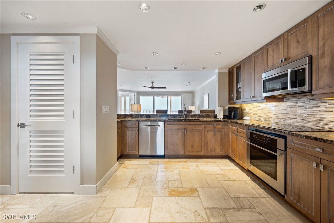 Foto principal - 265 Barefoot Beach Blvd
