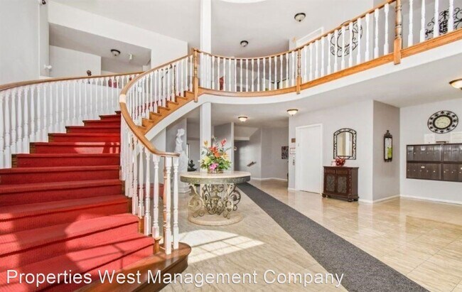 Foto del edificio - 2020 S Western Ave