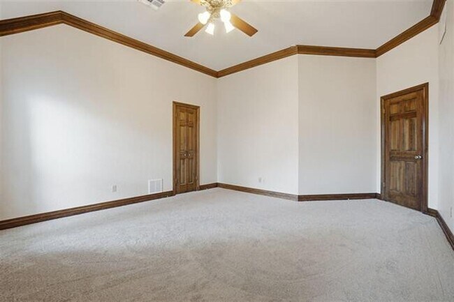 Foto del edificio - Beautiful 4 Bedroom Home with Pool – Available Now!