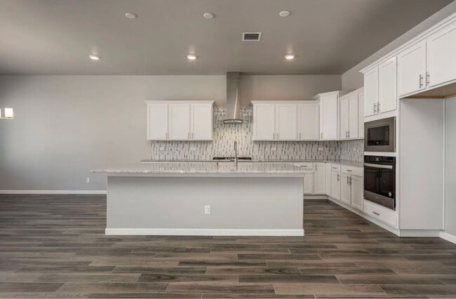 Building Photo - 4117 Desert Falls Rd.