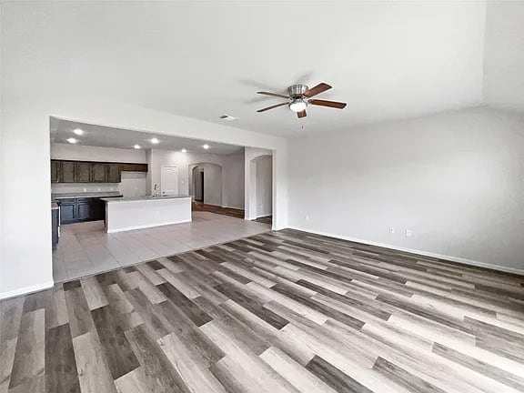 Building Photo - 9010 Bald Cypress St