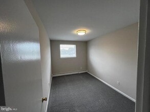 Building Photo - 50 N Fellowship Rd