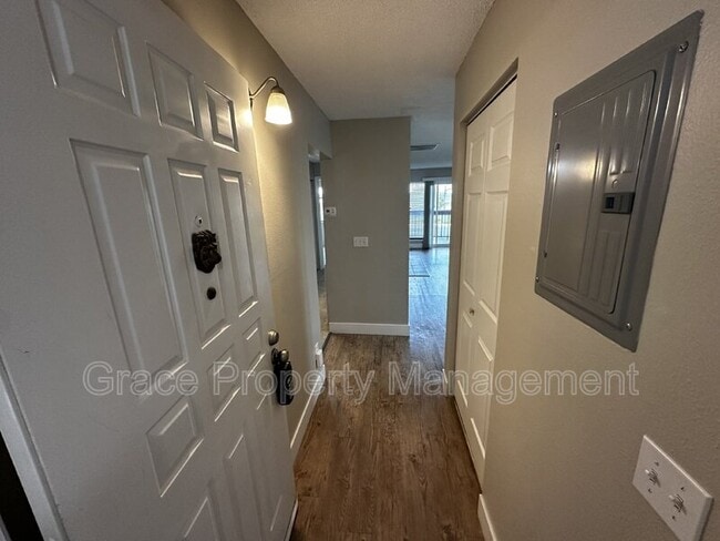 Building Photo - 2740 W 86th Ave