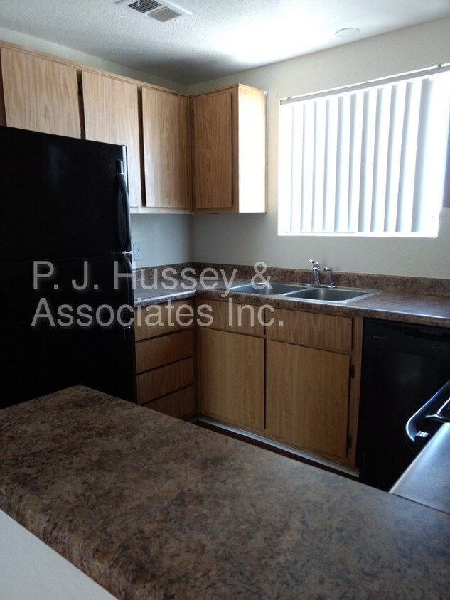 3208 E Flower St Unit 201, Phoenix, AZ 85018 Apartment for Rent in