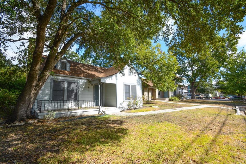 Primary Photo - 2500 Manor Rd