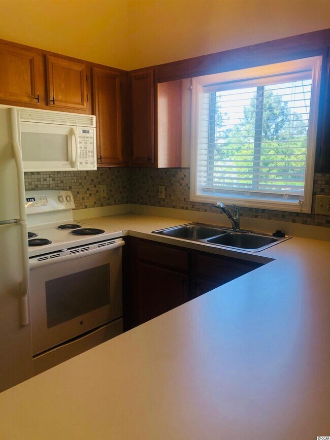Foto del edificio - 1027 St George Ln