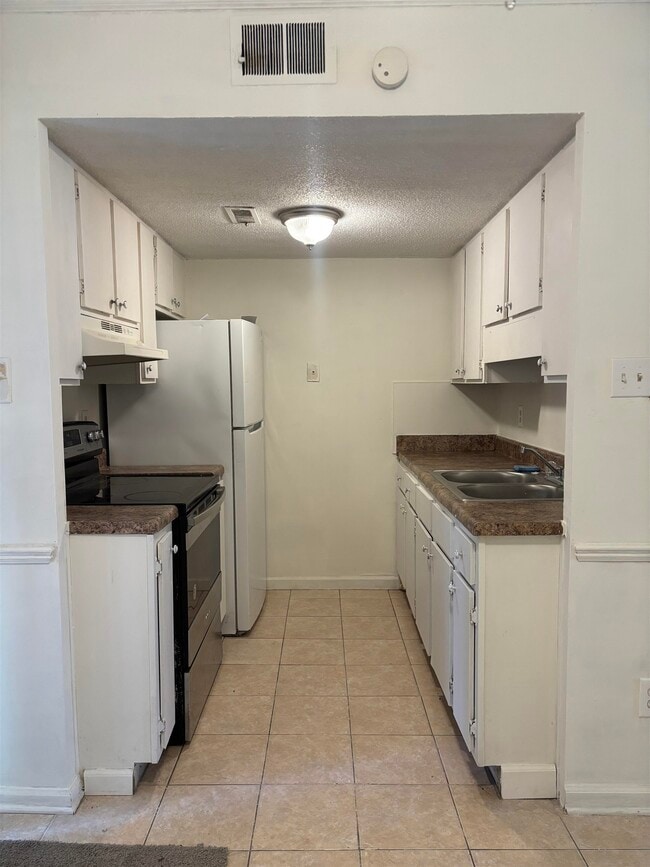 Building Photo - 5263 Flowering Peach Dr
