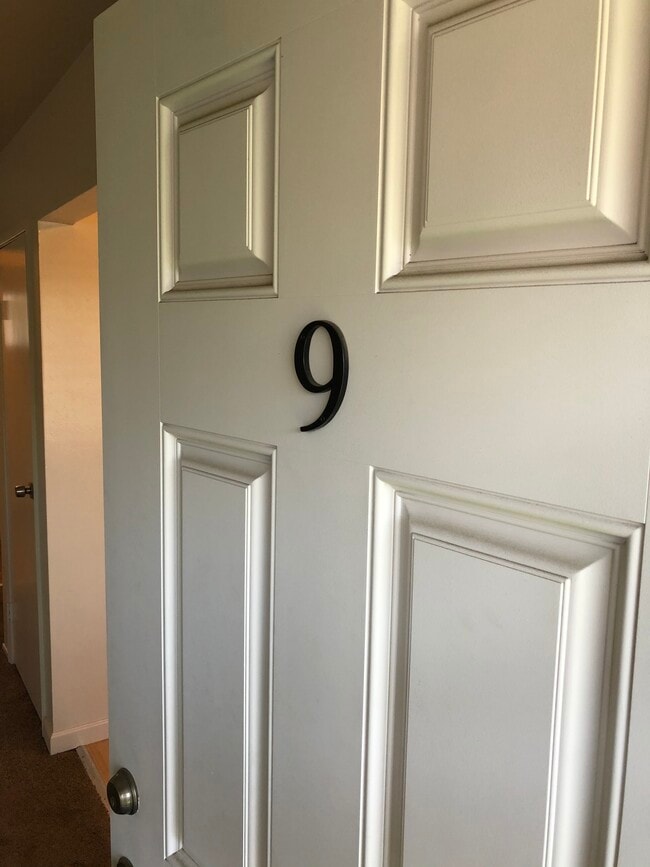 Foto del edificio - 454 Paula Ct