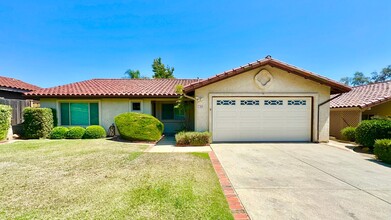Building Photo - 730 Morro Rd